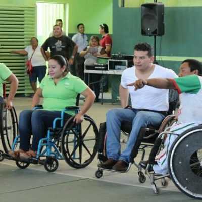Concientizan sobre la discapacidad en Kanasín con actividad sobre ruedas