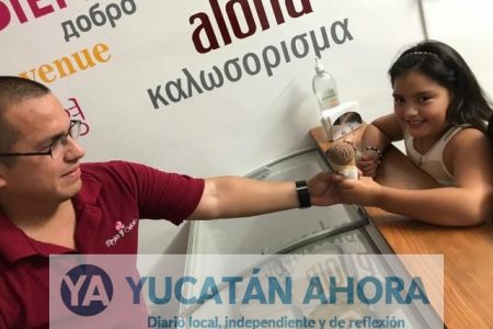 Se independizó y creó helado hasta para los hijos perrunos en Mérida