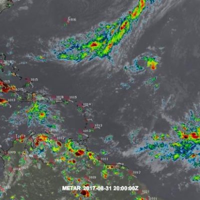 Irma ya es categoría 3 y sigue avanzando hacia el oeste