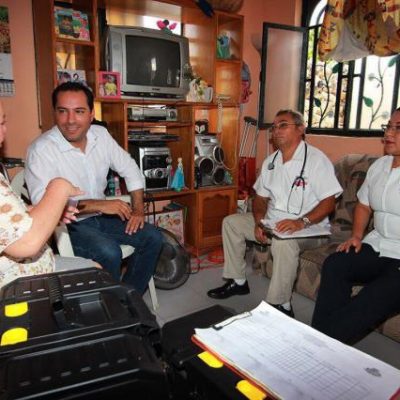 Vila califica como un éxito el programa “Médico a Domicilio”