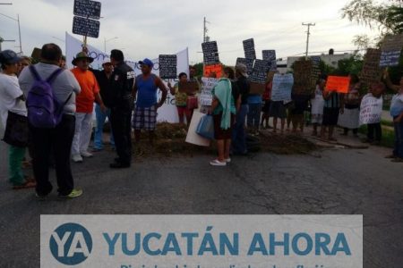 Protestan vecinos de San Antonio Kaua III, no quieren ser de Kanasín