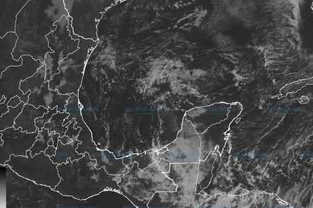 Pronostican lluvias y vientos superiores a 50 km/h en la costa de Yucatán