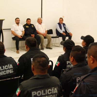 Actualizan sobre el nuevo sistema de justicia a policías de Progreso