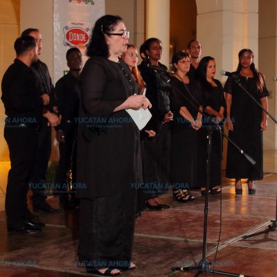 Deleitan a los meridanos con música popular cubana