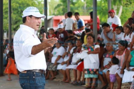 Promesa de Jesús Vidal en Villahermosa, Chichimilá: les construirá su carretera