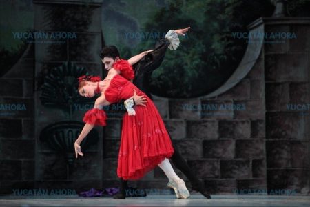 Compañía cubana Prodanza baila ‘Drácula’ en Mérida