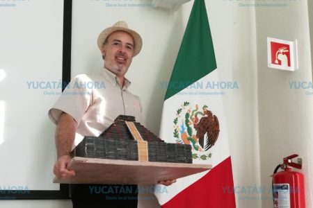 Artista argentino plasma a México en cerillos