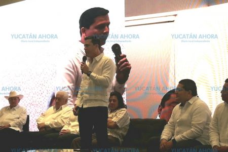 Roberto Tolosa Peniche, el funcionario ‘dzulito’ que habla maya