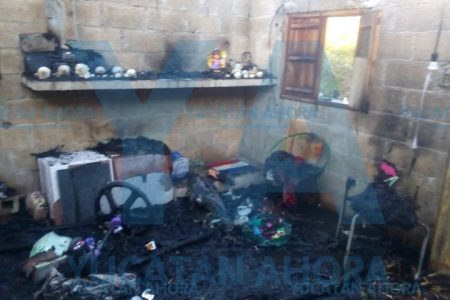 Incendio la deja sin techo y pertenencias en Tahdziú