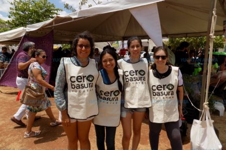 Las cuatro fantásticas que combaten la basura en Mérida