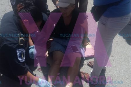 Autobús atropella a una vendedora frente a Soriana Canek