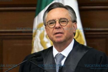 Renuncia a la Suprema Corte el ministro Medina Mora