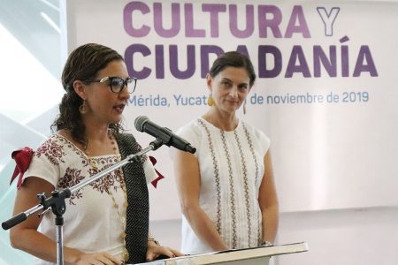 Especialistas y comunidad artística dialogan a favor de la cultura