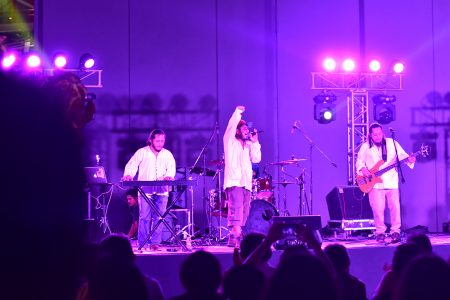 Jóvenes derrochan talento en concierto en lenguas mayenses