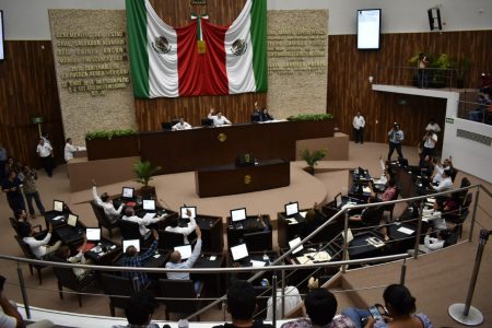 Con 22 votos a favor y tres en contra, aprueban paquete fiscal 2020 en Yucatán