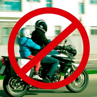 Prohíben que en Yucatán viajen en moto niños menores de cinco años