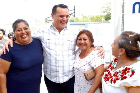 Cumple promesa Renán Barrera de entregar nuevo parque en Chichí Suárez