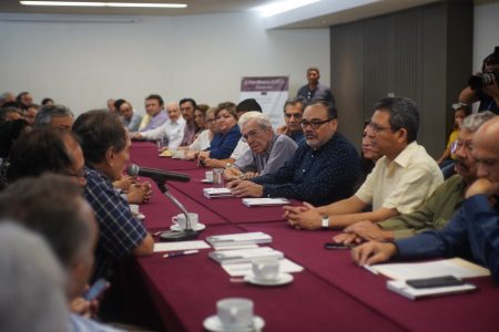 Presentan la tercera edición del Diccionario de Escritores de Yucatán