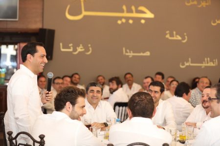 Mauricio Vila se reúne con empresarios de la comunidad libanesa en Yucatán