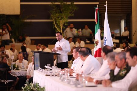 Ante los retos, los yucatecos tenemos que trabajar unidos: Mauricio Vila