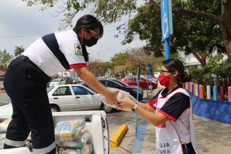 Gobierno mantiene acciones de apoyo alimentario en favor de los yucatecos