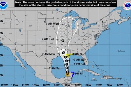 Cristóbal se fortalece en territorio yucateco: ya es tormenta tropical otra vez