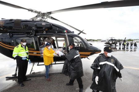 En auxilio de damnificados el helicóptero mejor equipado de Latinoamérica