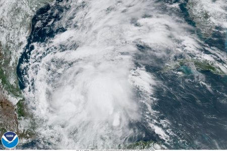 Nace la tormenta tropical Cristóbal en la Sonda de Campeche