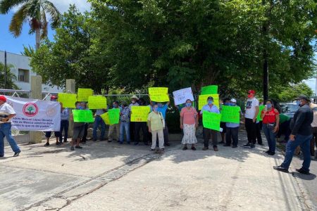 Ejidatarios de Chablekal protestan ante el INAH: piden pago por Dzibilchaltún