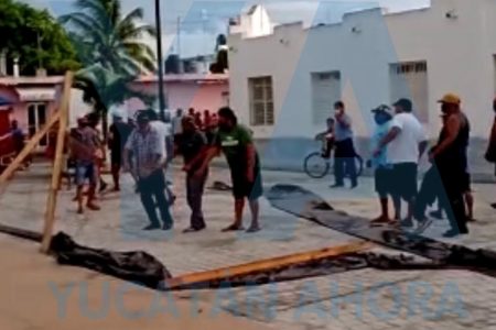 Disturbio en el arranque de las obras de Sedatu en Chicxulub Puerto: tres detenidos