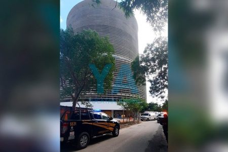 Trágica muerte en una torre de departamentos en el norte de Mérida