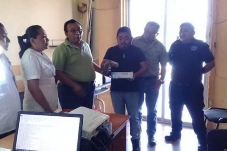 Alcalde de Chichimilá amenaza a empleados municipales para que voten por el PRI