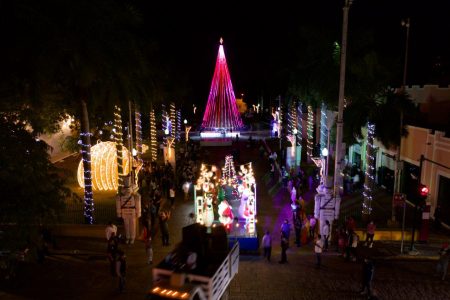 Encienden la Navidad en Mérida