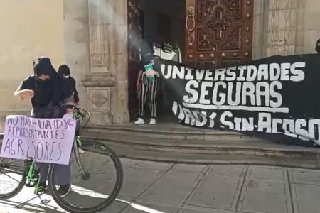 Protestan estudiantes de la UADY: exigen no más representantes agresores