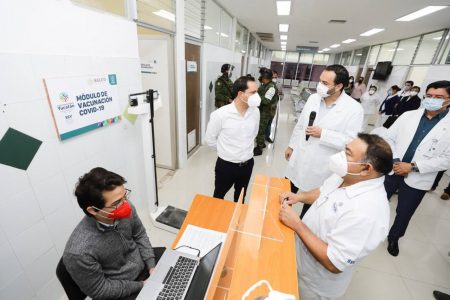 Hoy llegan vacunas para la segunda dosis al personal de salud de Yucatán