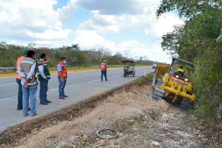 Dan mantenimiento a la red de carretera federal de Yucatán previo a Semana Santa