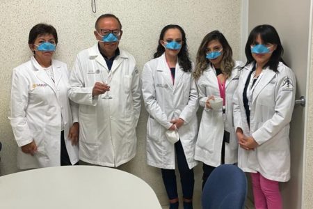 Científicos mexicanos crean mascarilla de nariz para frenar contagios de Covid-19