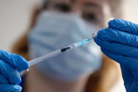 En Yucatán suman 149 reacciones adversas por vacunas contra Covid-19, sin defunciones