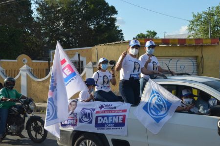 Inicia campaña en el sur de Mérida ‘diputada sin curul’