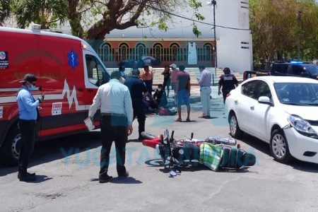 Mujer arrolla a motociclista “invisible”, en Yucalpetén
