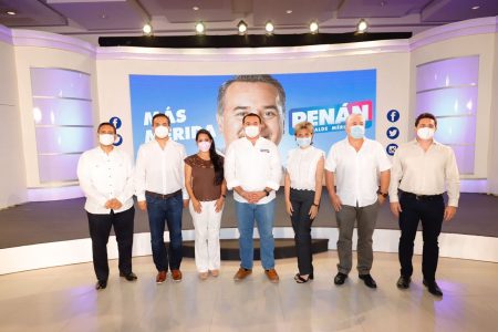 Vamos por la reactivación económica de Mérida: Renán Barrera