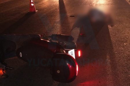 Motociclista resulta grave tras accidente en la Mérida-Tixkokob
