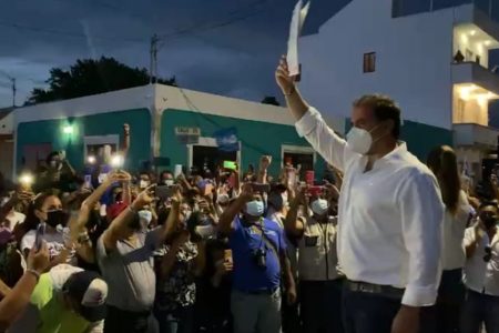 Julián Zacarías recibe constancia de mayoría como alcalde electo de Progreso