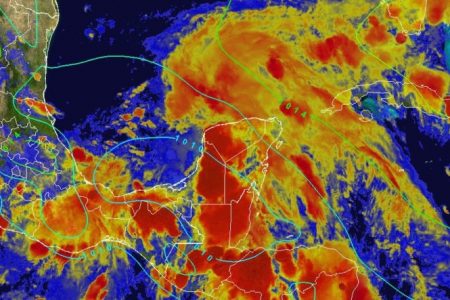Cada vez más cerca del nacimiento de un ciclón tropical en el Golfo de México: se llamará Claudette