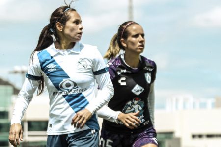 La yucateca Lupita Worbis mantiene el toque goleador con el Puebla femenil