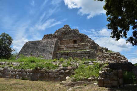 Cerrarán zonas arqueológicas de Yucatán, por el paso de Grace