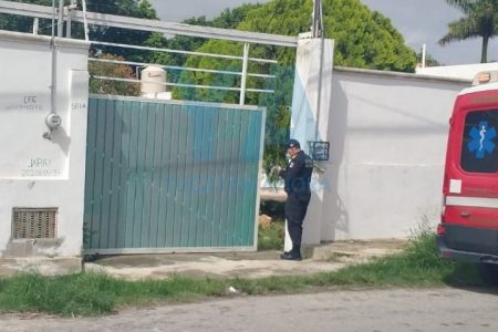 Mujer se pega un tiro tras discutir con sus familiares, en Granjas Kanasín