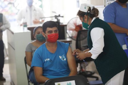 Avanza la vacunación entre jóvenes de 18 a 29 años en Mérida y el interior del estado