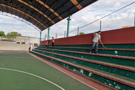 Avanza la recuperación de los espacios deportivos en Tizimín