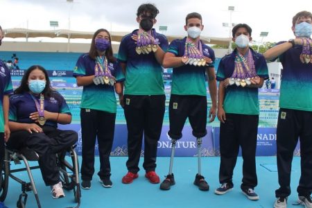 Espectacular cierre de la natación yucateca en los Juegos Paranacionales Conade